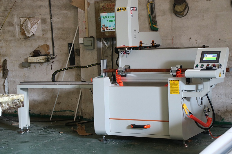 真正懂門窗的人，家里都在用這種鋁合金門窗！