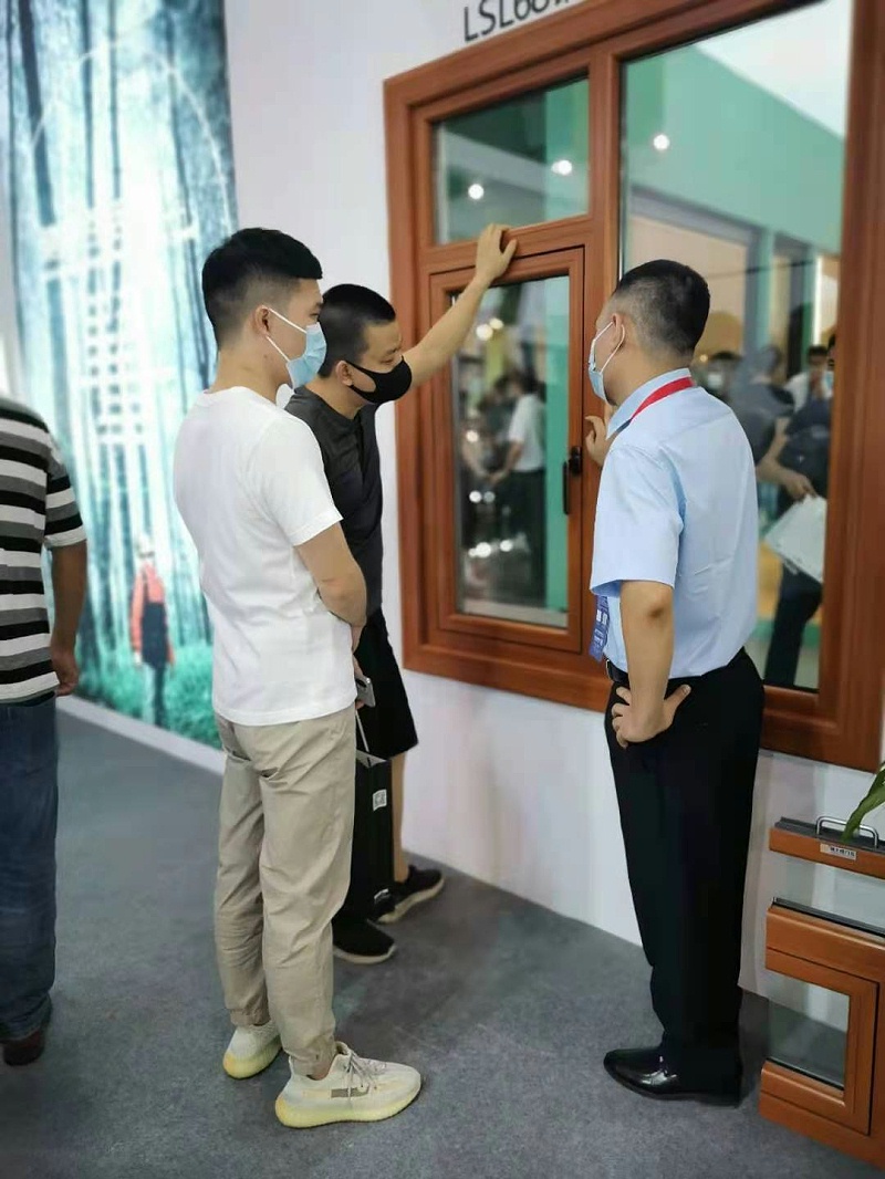 2021廣州建博會 | 樓上樓健康鋁木系統(tǒng)門窗精彩回顧！